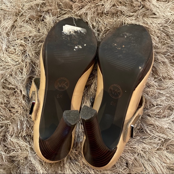 Michael Kors Nude Devenport Mary Jane Pumps - Picture 4 of 8